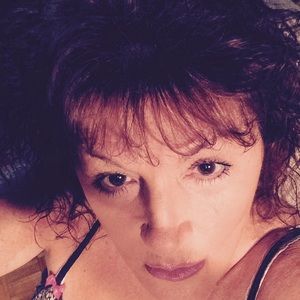 Meet your Posher, Marie